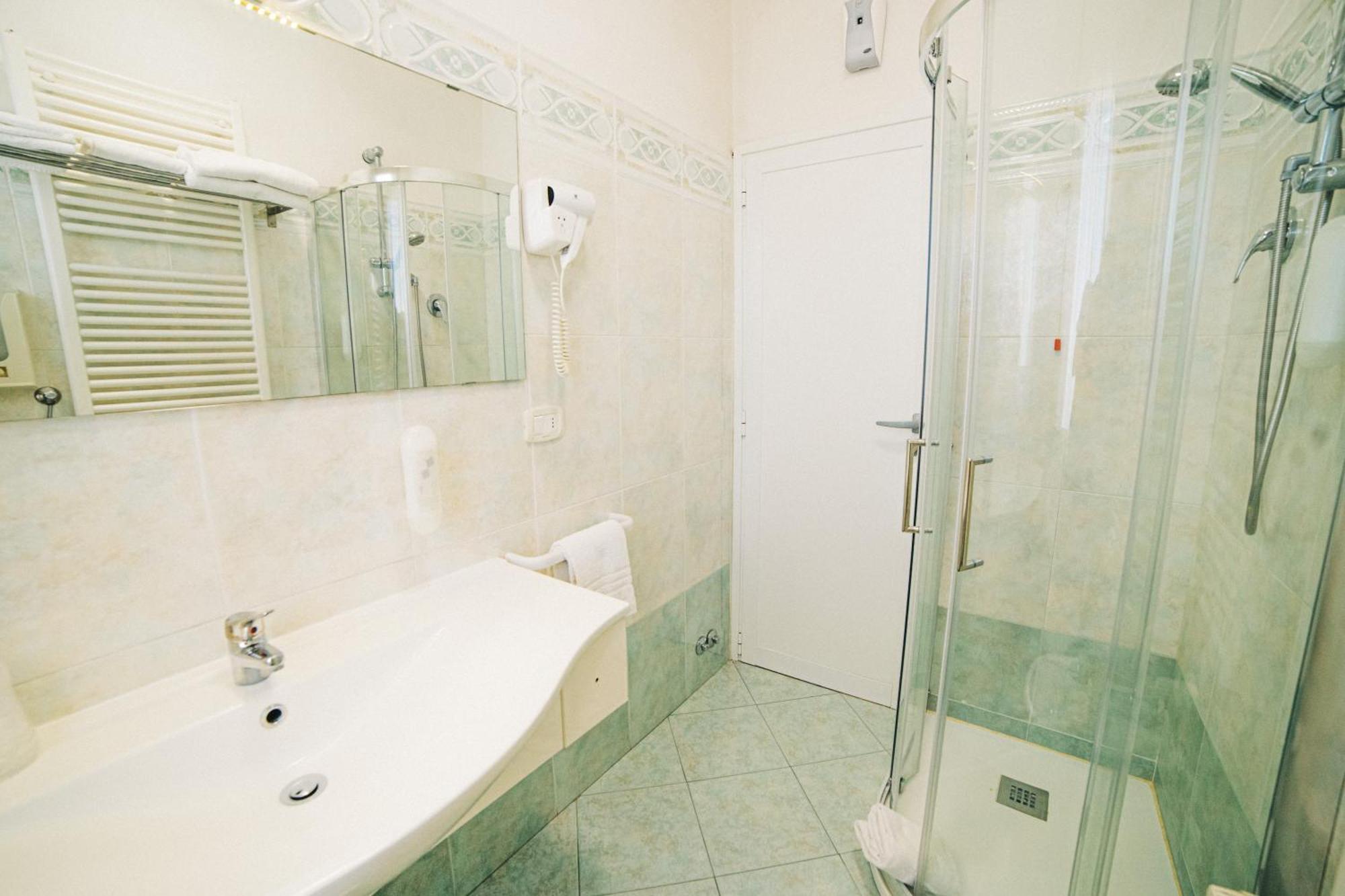 Hotel Park E Mobil Home Sottomarina Rum bild